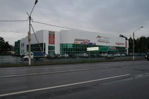 Сдается в аренду торговая площадь 2770 м2 в МОТК Снегири, ГО Истра, ПГТ Снегири, ул. Московская, 12