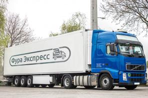 Доставим груз по России выделенным транспортом.