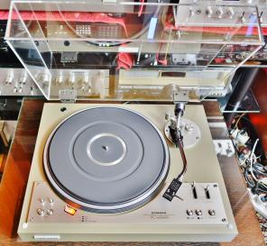 Проигрыватель пластинок Pioneer PL-A500S