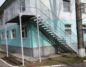 Изготовим металлоконструкции,лестницы (в т.ч.винтовые),козырьки,решетки.