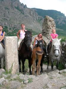 Отдых в Крыму, Алушта, многодневные туры. Кони+ горы+ море.