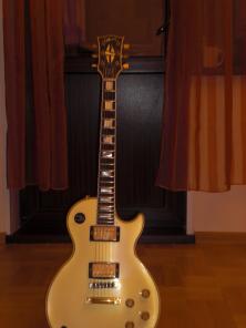 Продаю Gibson les paul castom (USA) 1984г.