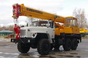Автокран Ивановец КС-35714 на базе шасси УРАЛ 5557 со скидкой до 700тр