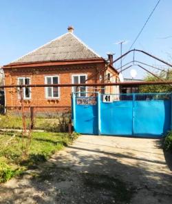 Дом 79 м² на участке 6 сот.