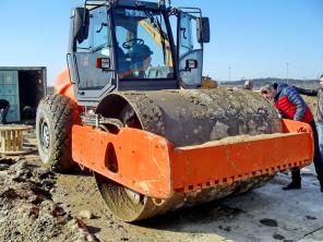 Каток вибрационный грунтовый HAMM 3411 HT