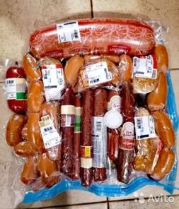 Мясные наборы ассорти от разных производителей.