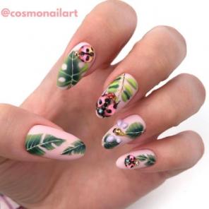  ,     Cosmo Nail Art