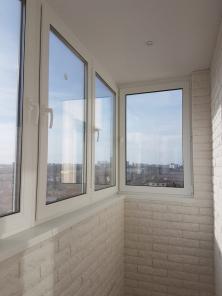 Окна REHAU- остекление лоджий.