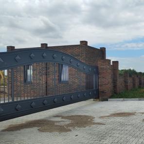 Продам Таунхаус в коттеджном поселке.