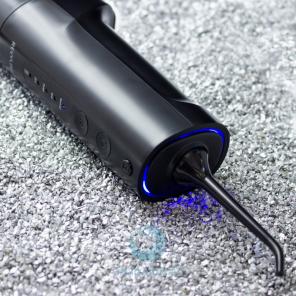 Новый ирригатор Revyline RL 650 Black в черном корпусе
