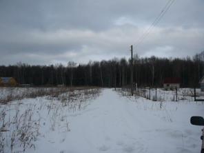 Продам 15 соток по Симферопольке 95 км рядом с лесом и озером