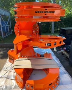Продается валочная головка на экскаватор Woodcracker C450