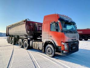 Седельный тягач Volvo FM13 и самосвальный полуприцеп Grunwald