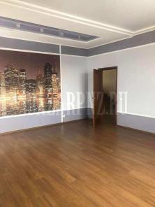 Продается дом, 418 кв.м, на участке 15 сот., ул. Островского 103