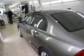 Полировка автомобиля, химчистка салона.