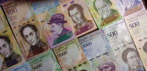 Продаю набор очень красивых портретных банкнот Республики Венесуэла. 1 набор = 21 банкнота. Все разные, все коллекционного состояния.