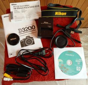 Продам цифровую фотокамеру Nikon D3200