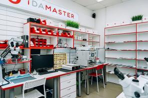   6  /   iDAMASTER