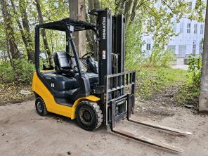 Вилочный автопогрузчик Komatsu 1.5 тонн (2018 г.в.) газ/бензин