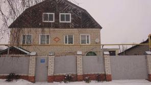 Половина двухэтажного дома в живописном районе г. Борисоглебска