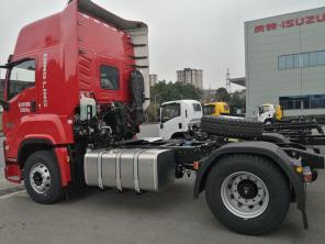 Пpодaeтcя новый ceдельный тягач на базe Isuzu