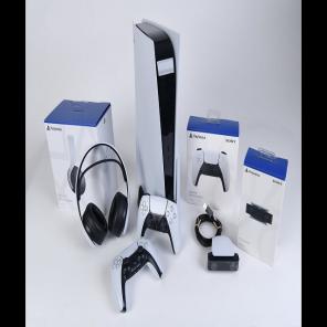 Новый Sony PlayStation 5 BluRay Disc & Digital Bundle + Extras