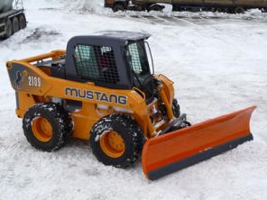 Минитрактора, мини погрузчики MUSTANG (США)