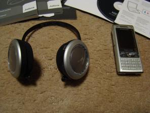 Продаю телефон SE K790i (Royal) вместе с картой на 1Гб, bluetooth-наушниками jabra BT 620s