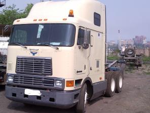 Продам седельный тягач International 9800-SBA (Владивосток)