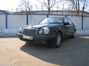 Прокат автомобиля Мерседес Е210 с водителем