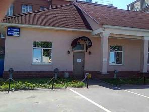 Всем, кому интересно-китайские традиции чаепития,- возможность получить хорошо оплачиваемую работу.