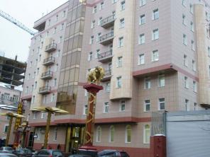 Без комиссии! Сдаются офисные блоки от 200 м.кв. до 1290 м.кв. ЦАО м. Белорусская 10 м/п., презентабельный бизнес центр, вся инфраструктура, хороший ремонт, телефония, интернет, первая линия домов. Прямая аренда 600$ м.кв. в год.ТОРГ т.506-25-73