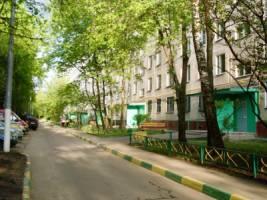 Продам 2-х комн. кв. м.Пражская