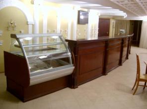 Барные и административные стойки из искусственного камня