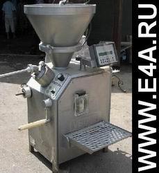 Продам Шприц наполнитель Vemag Robot 500