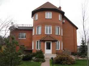 Продается дом 3-х этаж. по Дмитровскому ш. 411 м.кв.