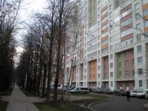 Сдаю 3-комн.кв. - м. Аэропорт