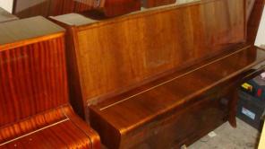 Продажа импортных пианино в ассортименте { Petrof, Weinbach, Rösler, Blüthner, Rönisch, Zimmermann...}
