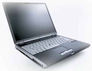 Продам тонкий Futjitsu-Siemens 14", 1.7 ГГц, выглядит отлично, собран в Германии.