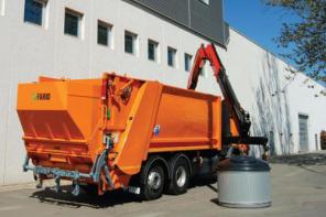 Автомобиль-мусоровоз 6865-15 для заглубленных контейнеров.