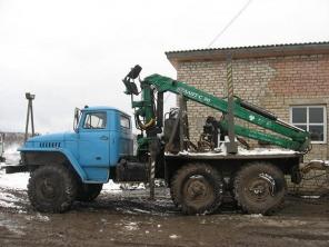 Лесовоз Урал-43443 с ГМП и прицепом-роспуском 9871