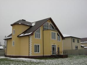 Продаю дом по Киевскому шоссе 20 км от МКАД
