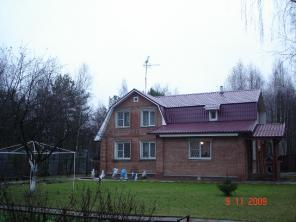 Сдам 2-х этажный кирпичный дом в п.Нахабино (Красногорский р-н)