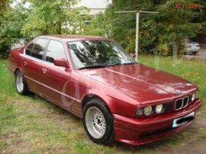 Продается все запчасти на BMW 5er(E34)б/у ((двигатель,кузов,ходовая,электроника)(можно по частям))