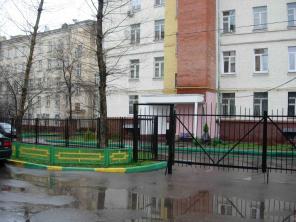 Продам свободную квартиру в сталинке после реставрации