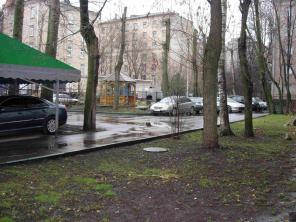 Продам свободную квартиру в сталинке после реставрации