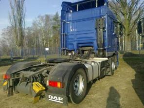 Продаю DAF Цвет синий год 2008