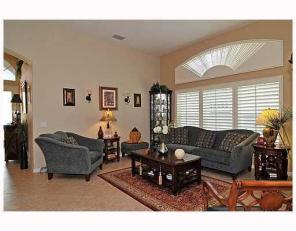 Новый Дом в Майами 4спальни, 2ванные Цена: $432тыс.Delray Beach, FL 33446