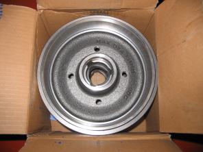 Продам барабан тормозной VW G-2/Jetta 180X30.