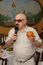 Реальная помощь домашнему празднику в Киеве